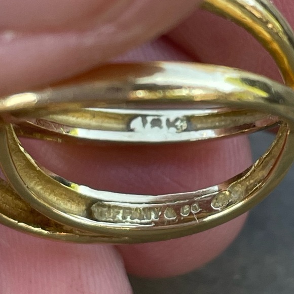 Tiffany & Co 18k Gold Infinity Double Crossover Ring - Picture 6 of 7